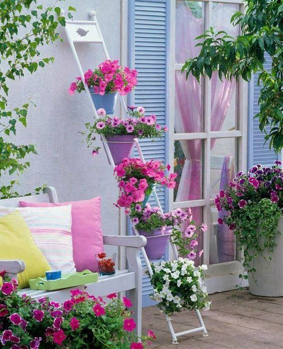 Cách trang trí ban công đẹp cho cuối tuần thư giãn